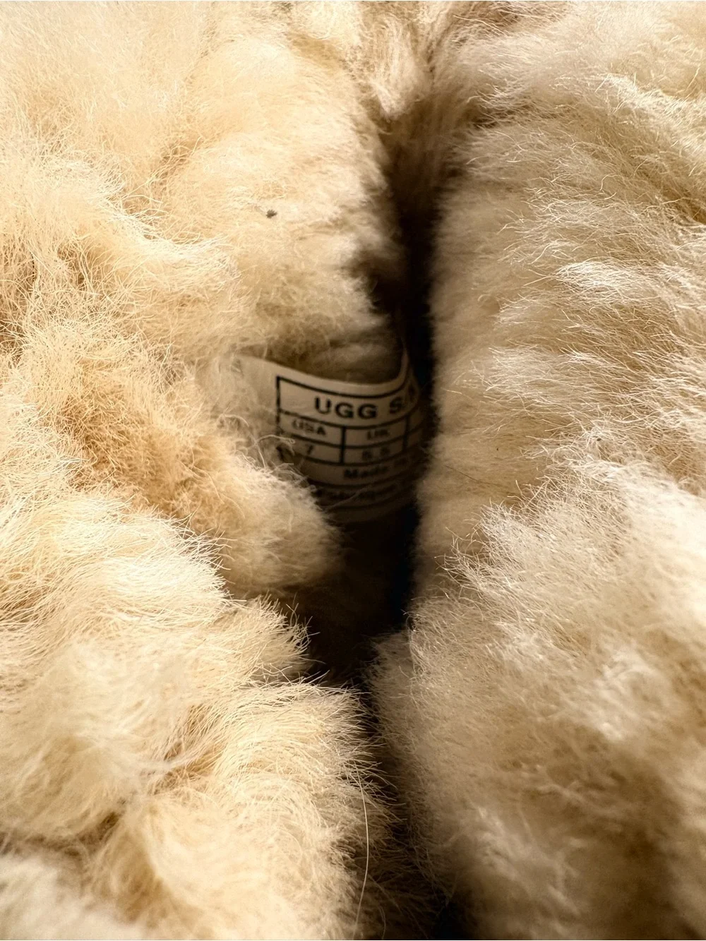 UGG some discoloration